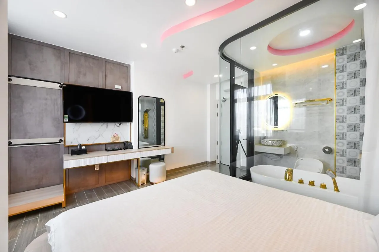Lotus Airport Hotel Saigon 호치민