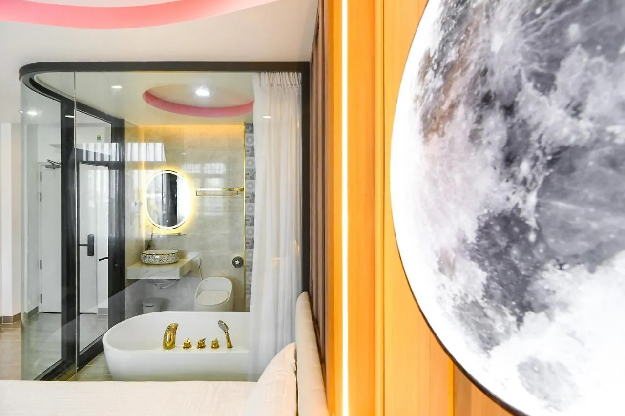 Lotus Airport Hotel Saigon 호치민