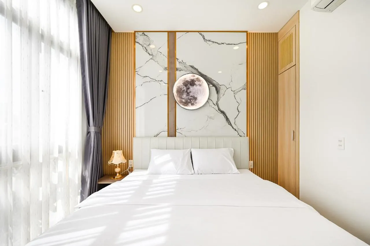 Lotus Airport Hotel Saigon 호치민