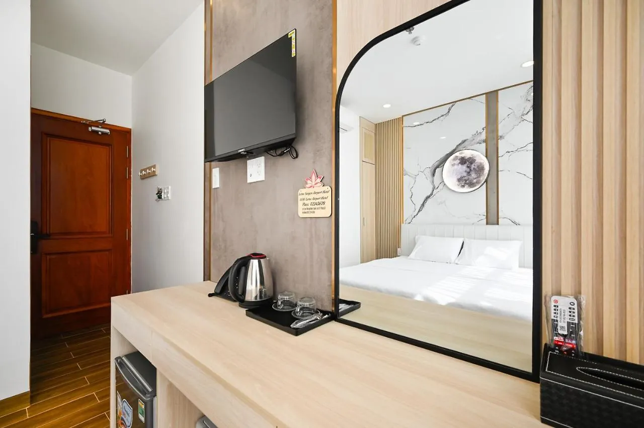 Lotus Airport Hotel Saigon 호치민